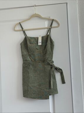 Francesca's Collections Olive Tie-Waist Mini Romper